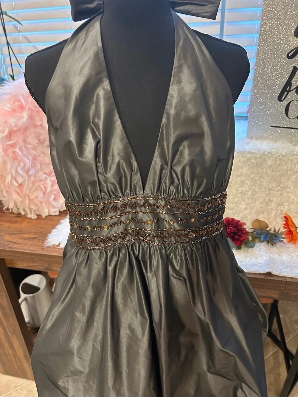N/A gorgeous dark